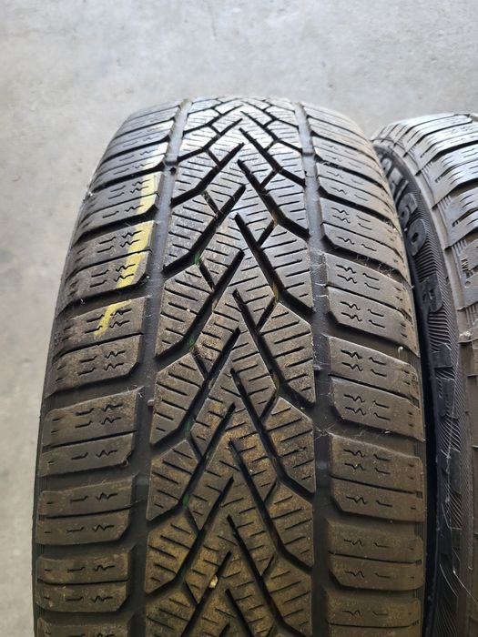 4 anvelope 185 60 R 15 Semperit iarna