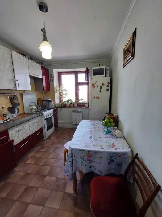 Продам 4-комнатную квартиру, 76 м² · 8/9 этаж, Курмангазы 154