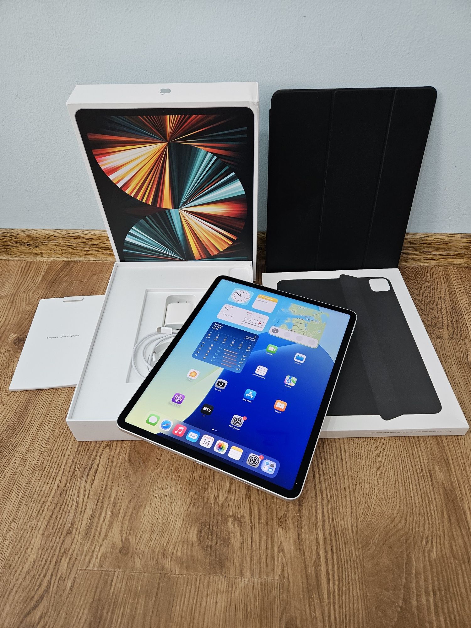 Идеал Apple iPad Pro 12.9 M1 256GB Wi/Fi