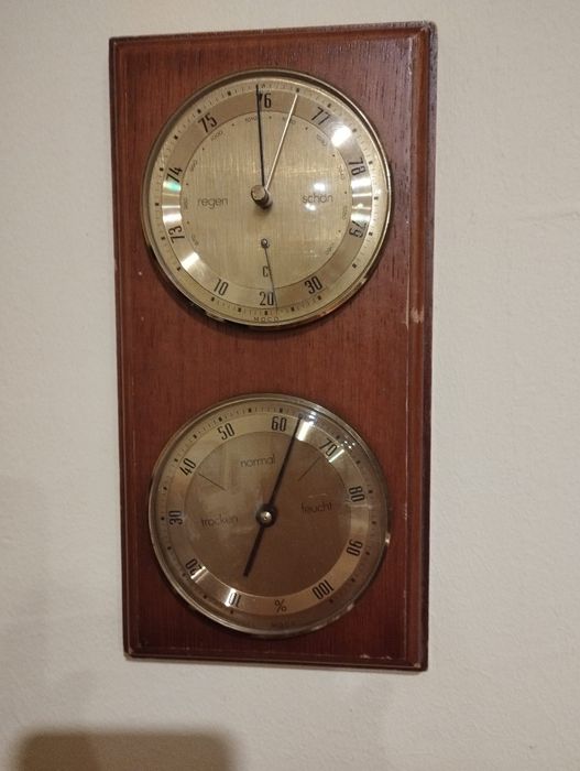 Barometru vechi unic