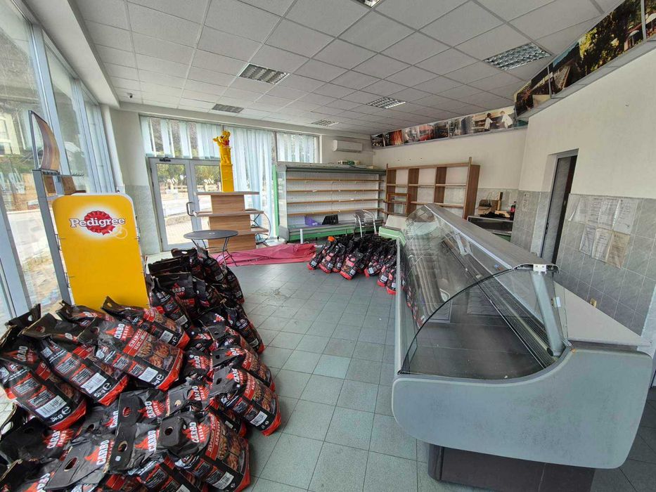 Бензиностанци и търговски обект в Рибарица/Тетевен !