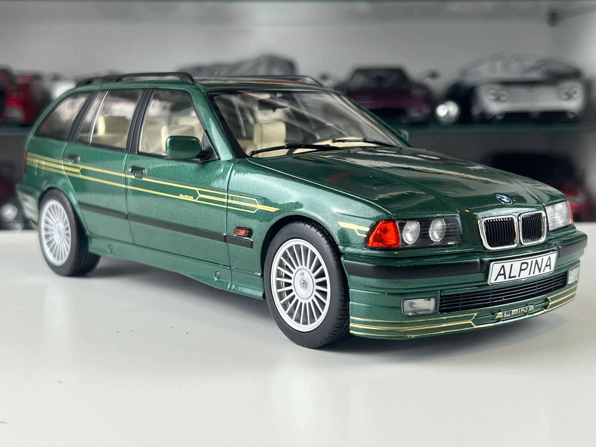 BMW Alpina B3 3.2 Touring 1:18 MCG