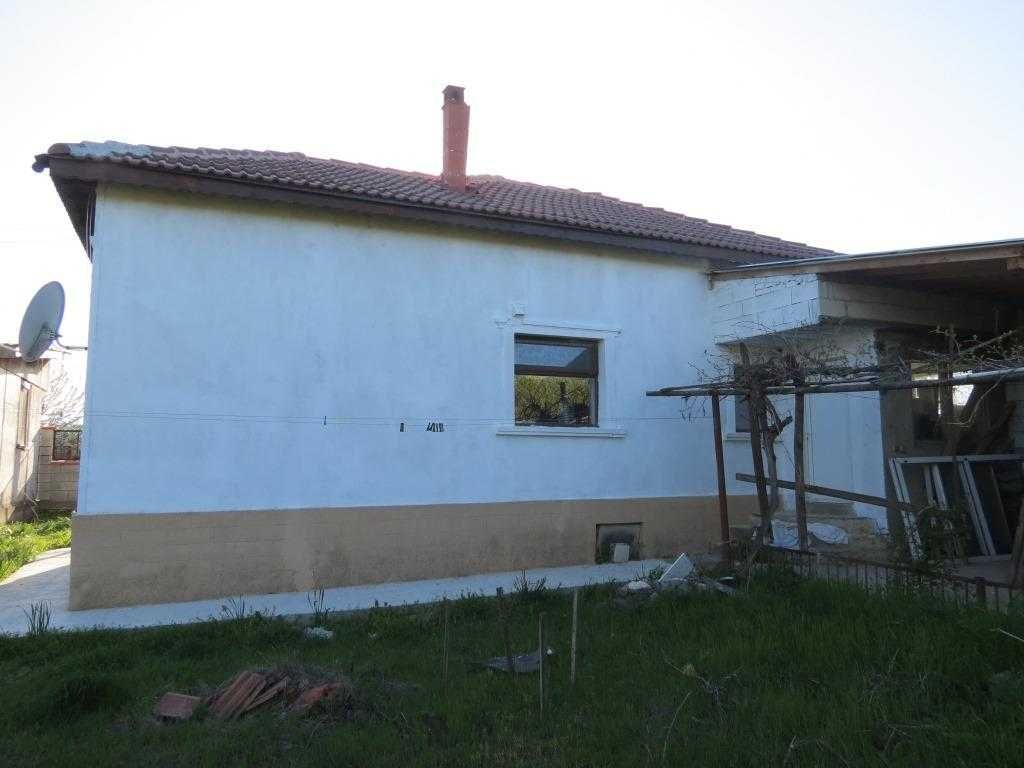Реновирана къща в Дропла