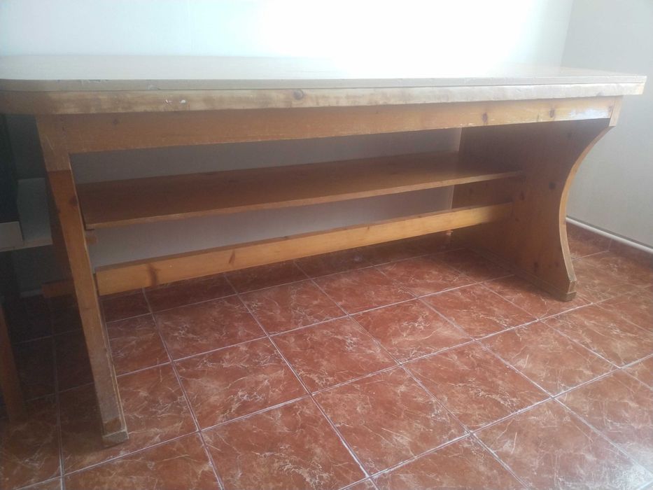 Masa de bucatarie din lenm brad