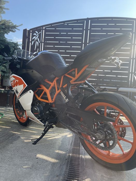 URGENT!! vand ktm rc 125 cc