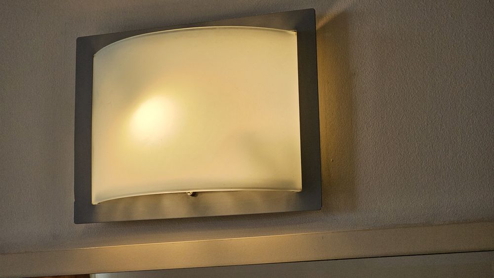 Плафон за стена, таван