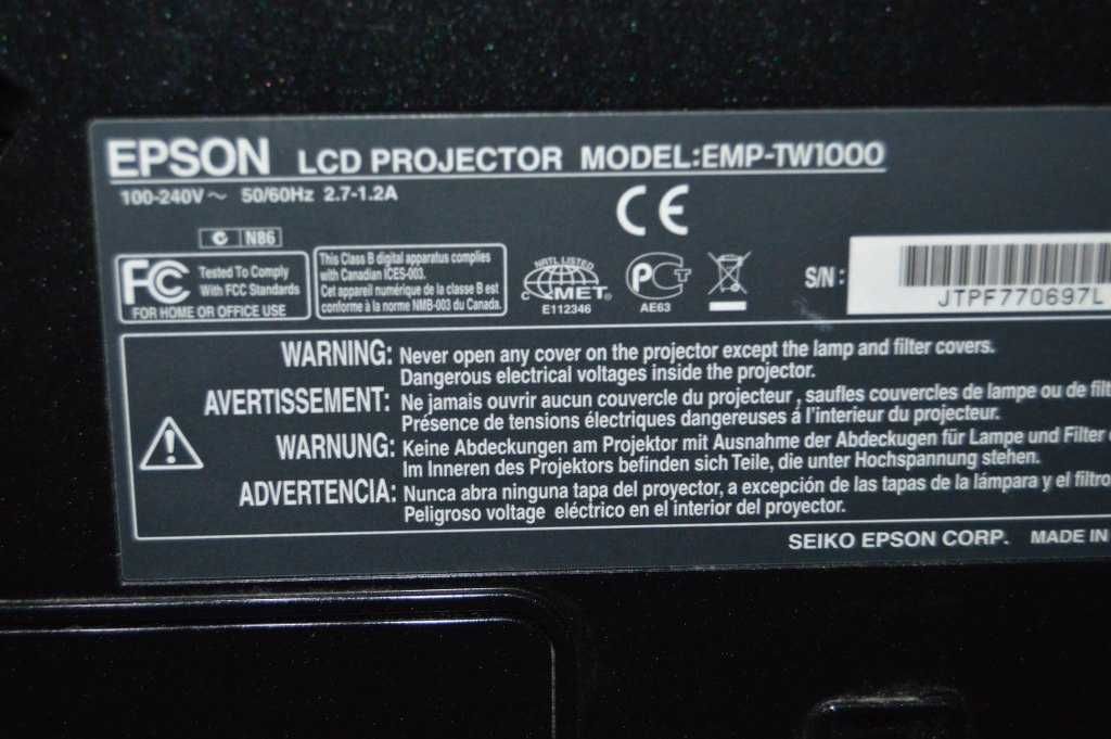 Videoproiector EPSON EMP-TW1000 HDMI lens shift FULLHD 1080p 932 ore
