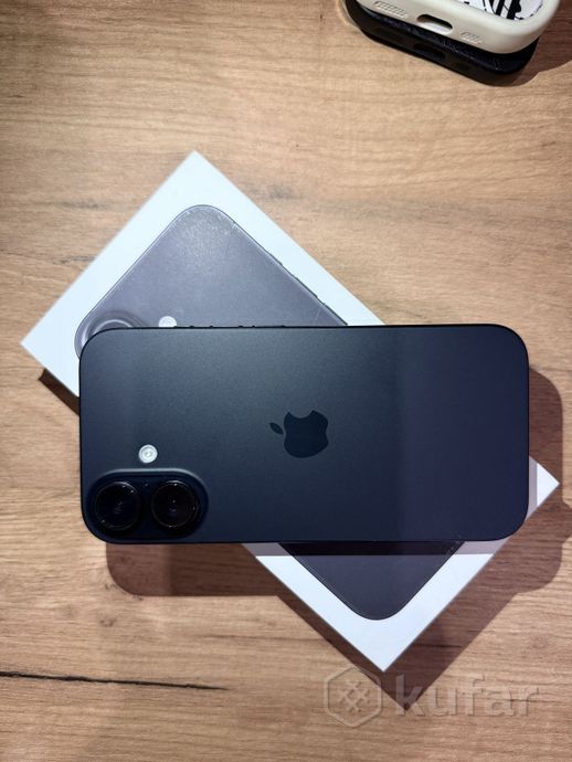 Айфон 16 256 гб. Черный с каробкой.
