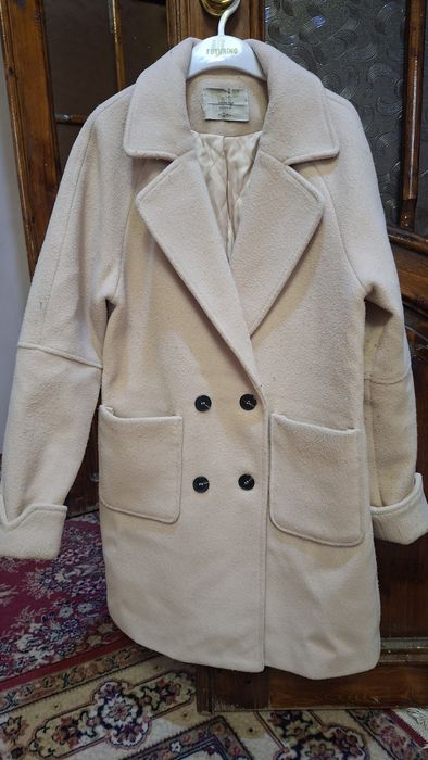 Женский пальтолар сатылады