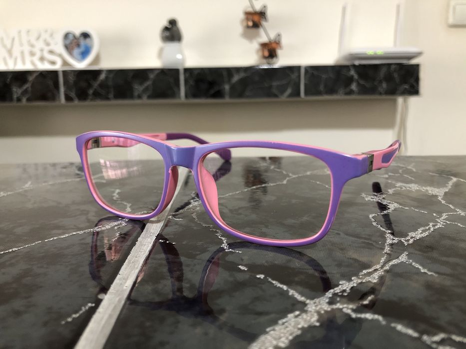 Ochelari de vedere pentru copii 0,25S 0,75D + CADOU