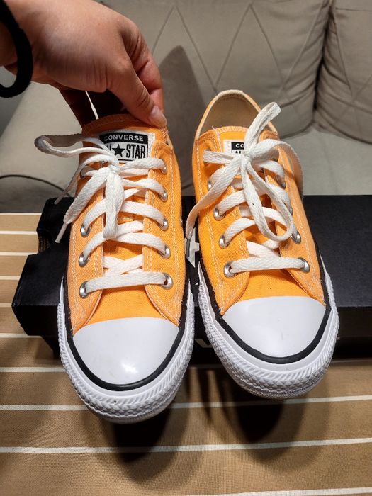 Tenesi Converse marimea 36.5