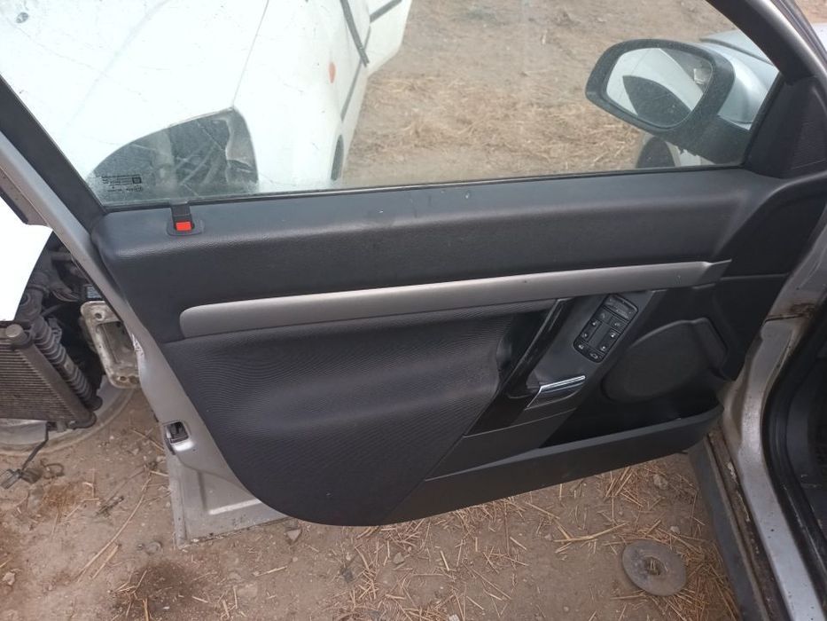 Dezmembrari  Opel VECTRA C  2002  > 2009 2.0 DTi Motorina