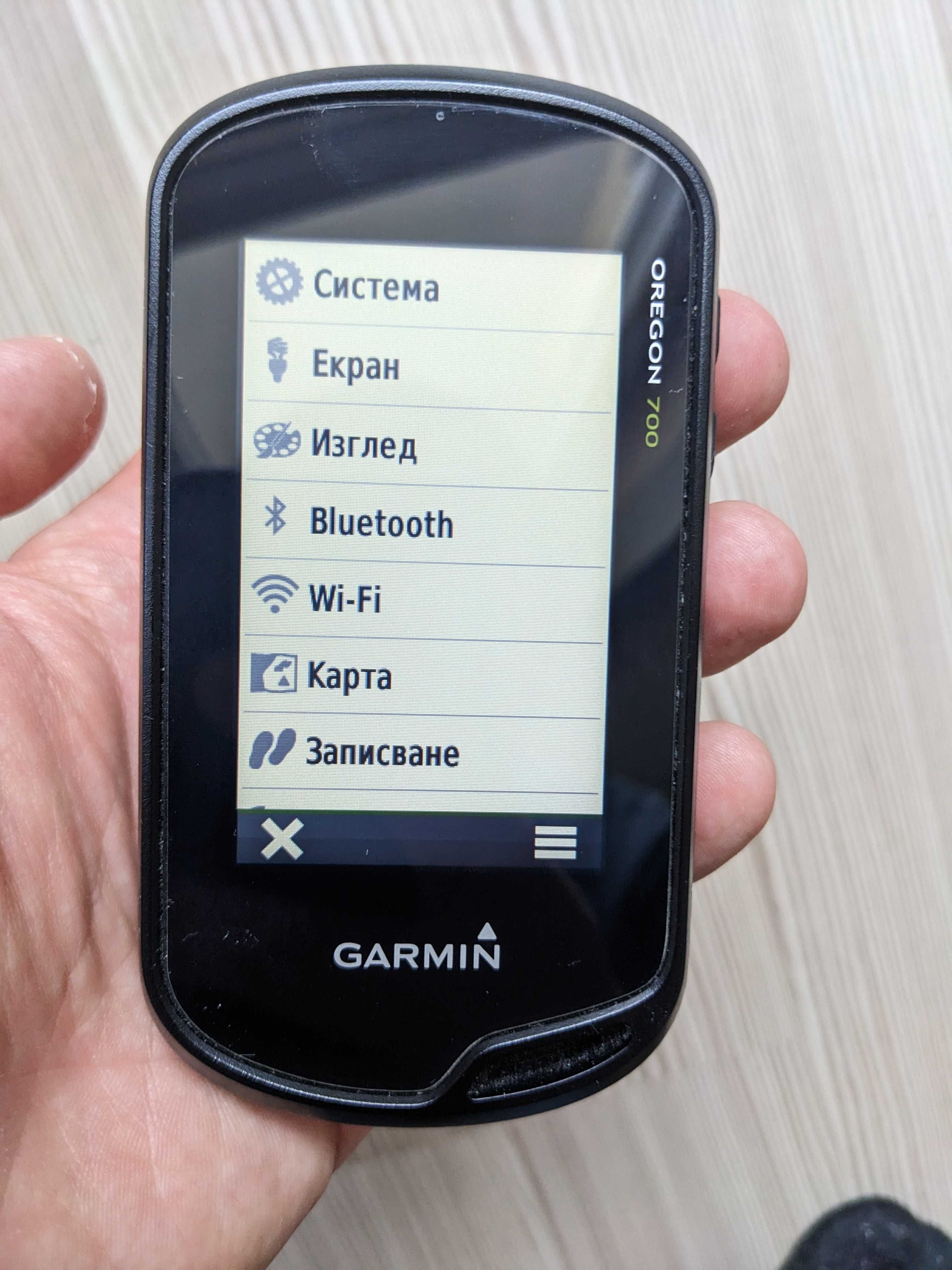 GPS навигация Garmin Oregon 700