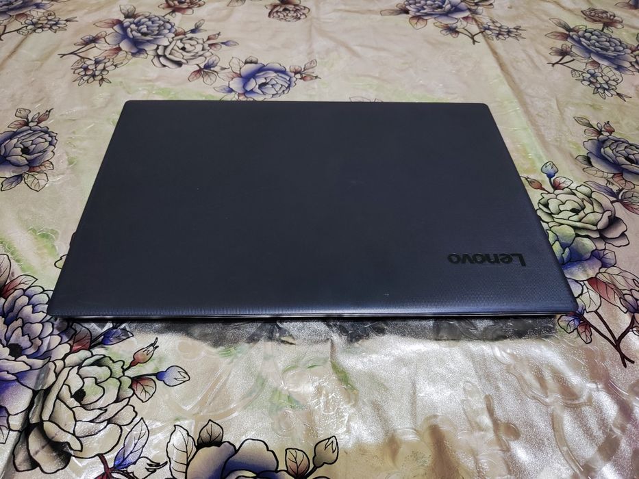 Lenovo i3 1TB 4GB DDR 4
