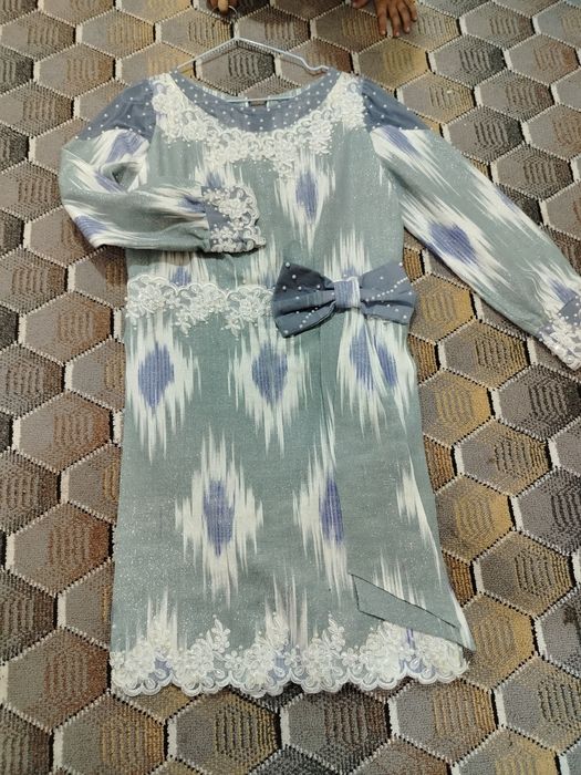 Chiroylik adras ko'ynek