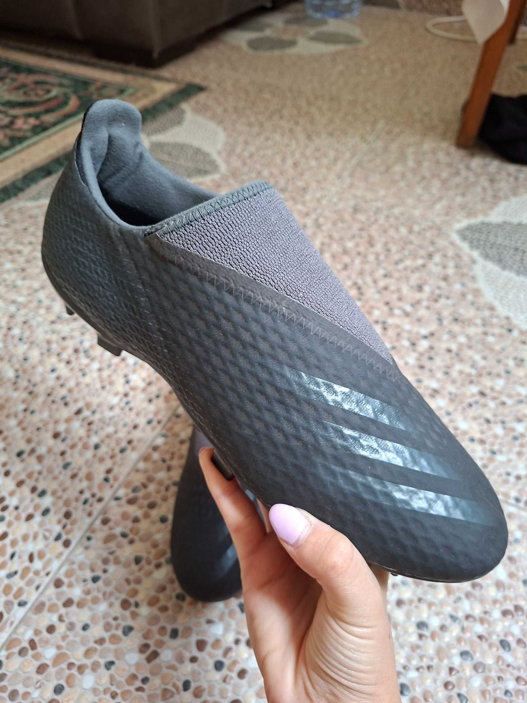 Оригинални бутонки Adidas размер 44 2/3