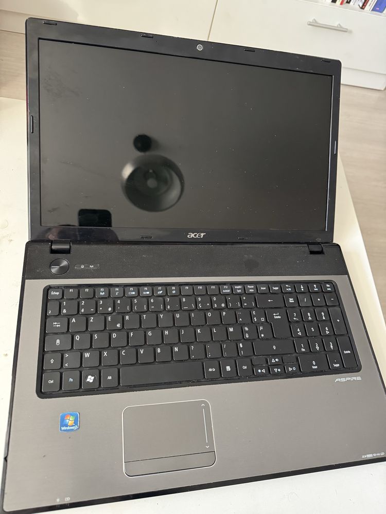 Acer aspire 7551G series defect