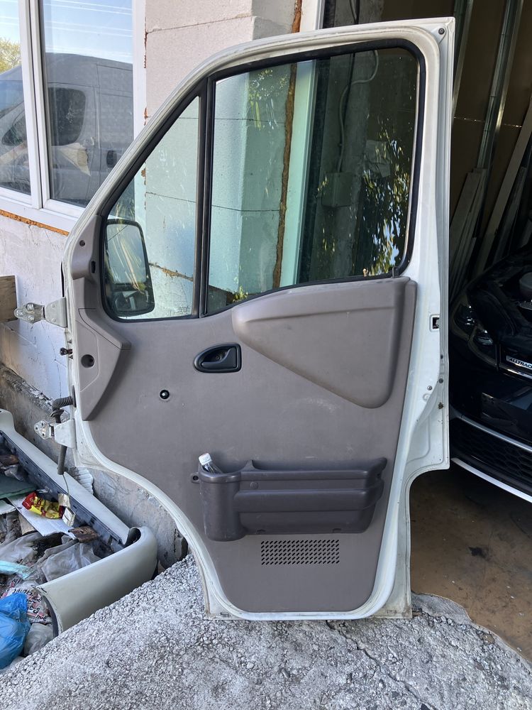 Лява и дясна врата за Renault Master Opel Movano Рено Мастер1998-2003г