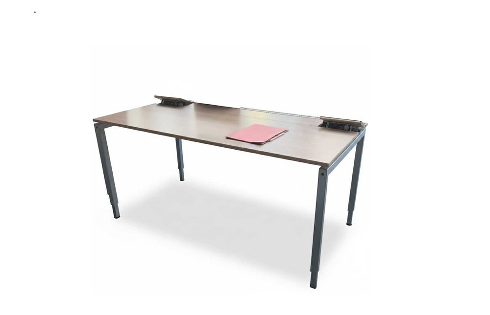 Birou operational cu manivela VS