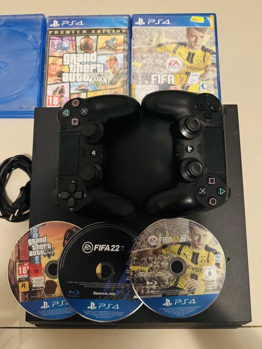 Sonny PS4 Fat perfect functional cu sigilii nu a fost umblat in el dis