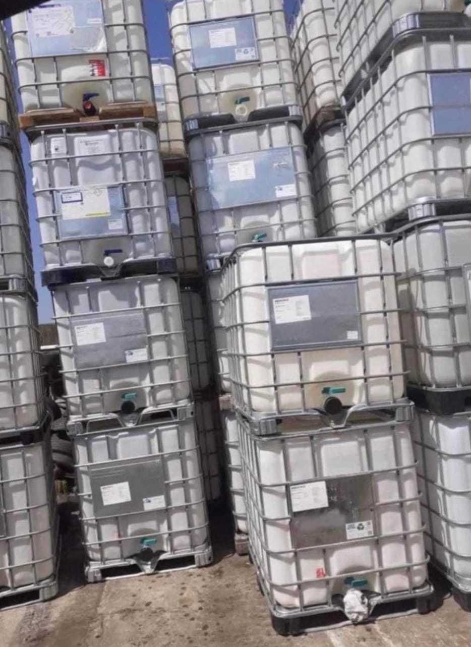 IBC-URI,rezervoare.budane de  1000L