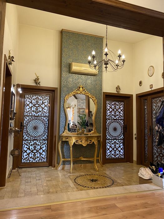 Inchiriere penthouse cu vedere la mare