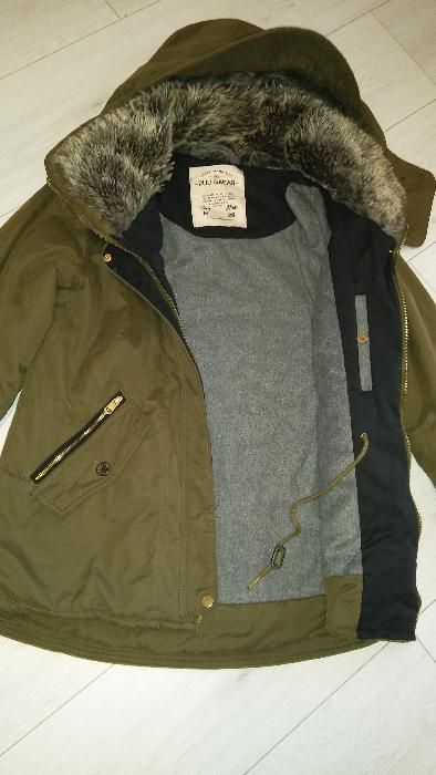 Яке на Pull & Bear