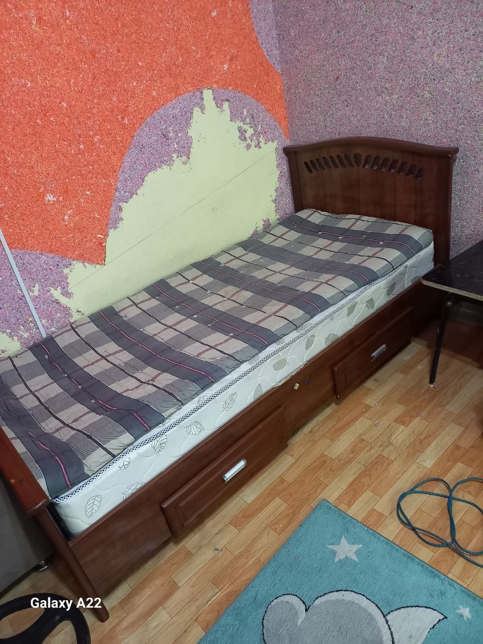Всё из дома..кровать детская,шкваф