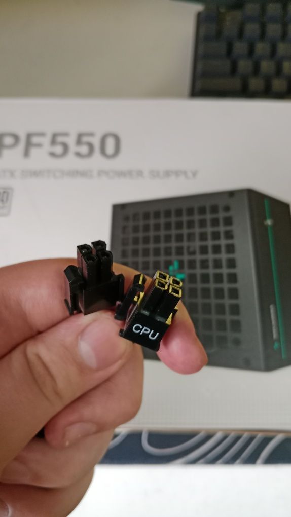 Продам блок питания deepcool pf550