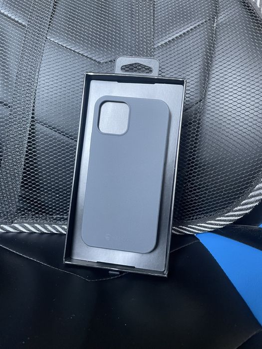 ЧИСТО НОВ кейс KRUSELL за Iphone 12/13(6.1”)-НОВ премиум качество!