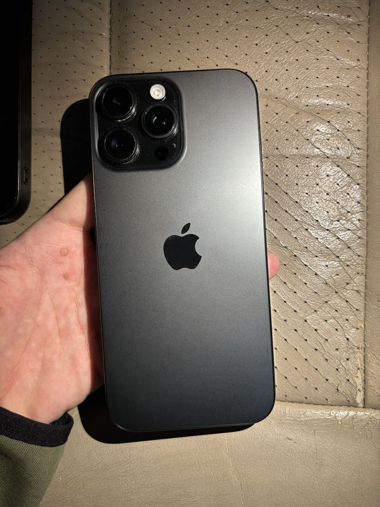 iPhone 16 pro max 256 gb akb 100%