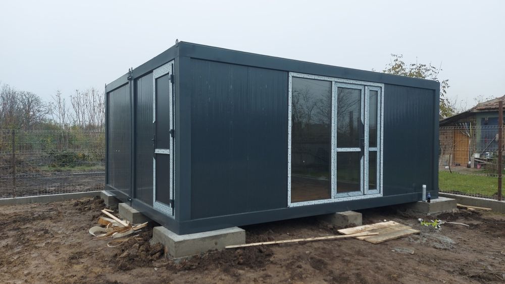 Vand container tip magazin