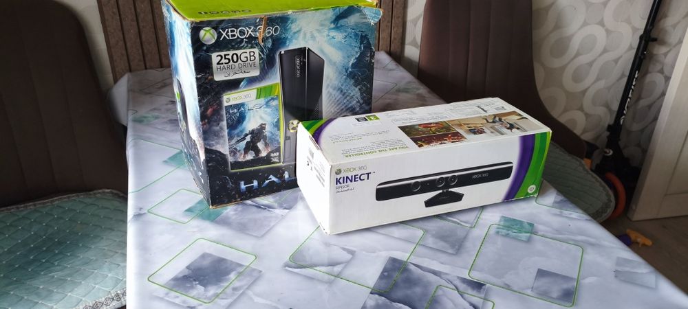 Продам Xbox 360 + Xbox Kinetic