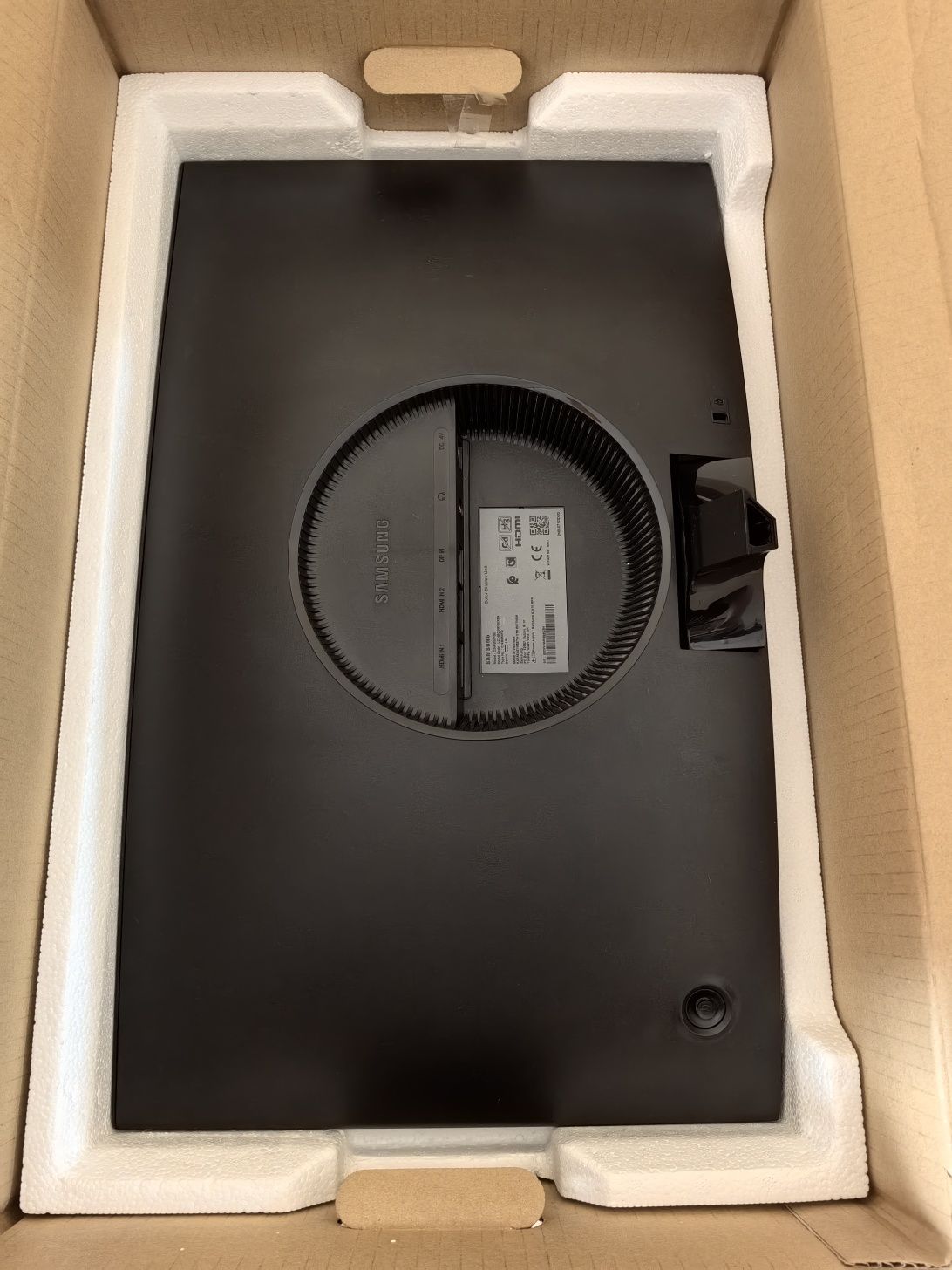 Гейминг Монитор 24" Samsung Odyssey CRG5 Curved