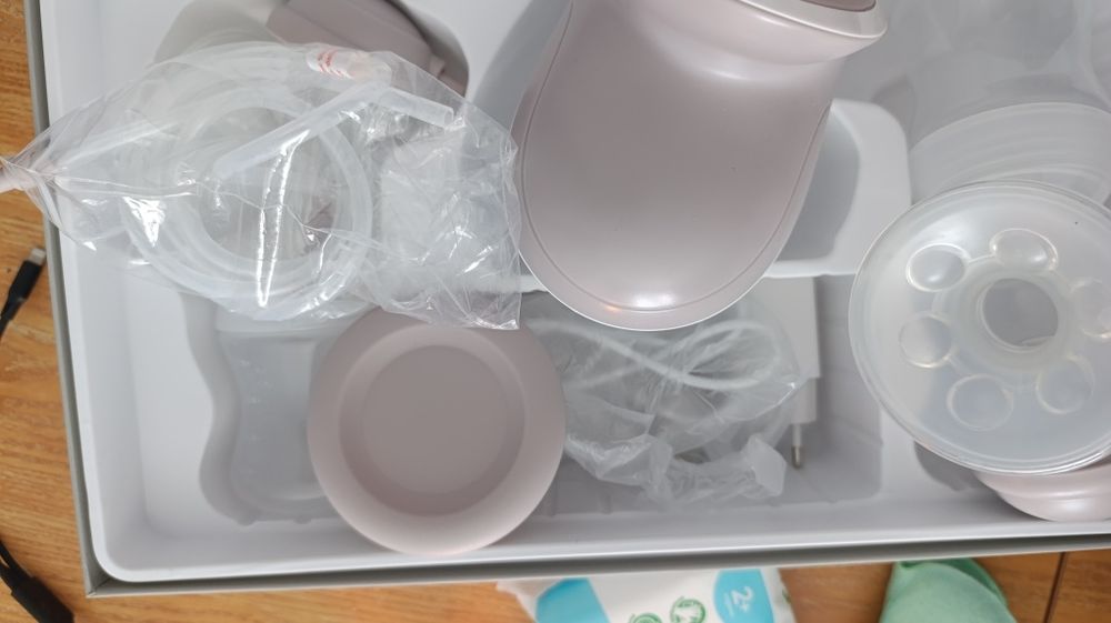 Двойна електрическа помпа за кърма Cangaroo Gentle Touch Duo XN-D206F