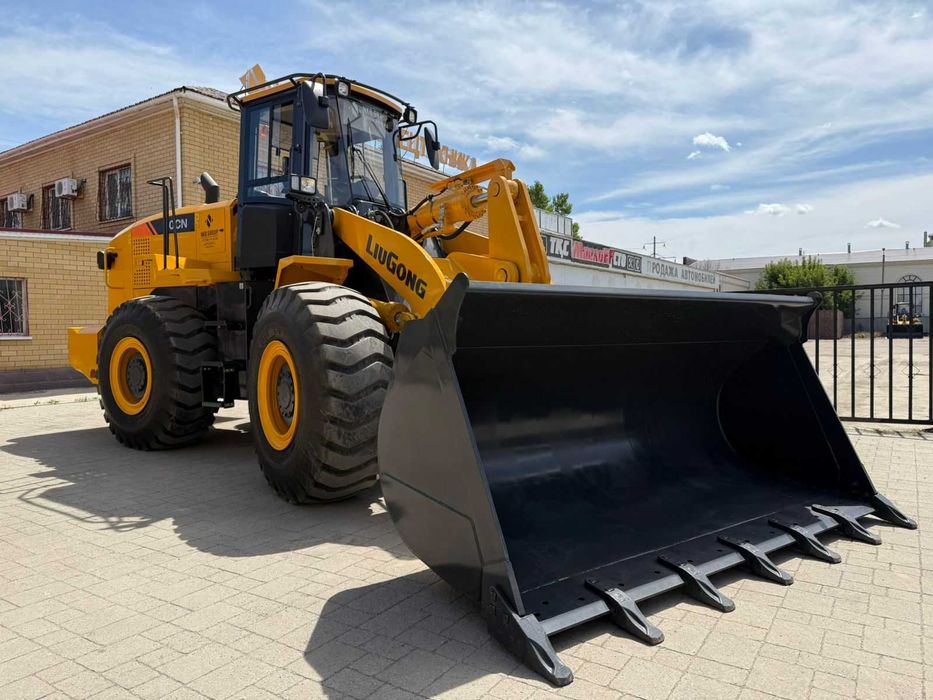 Фронтальный погрузчик LiuGong ZL50CN