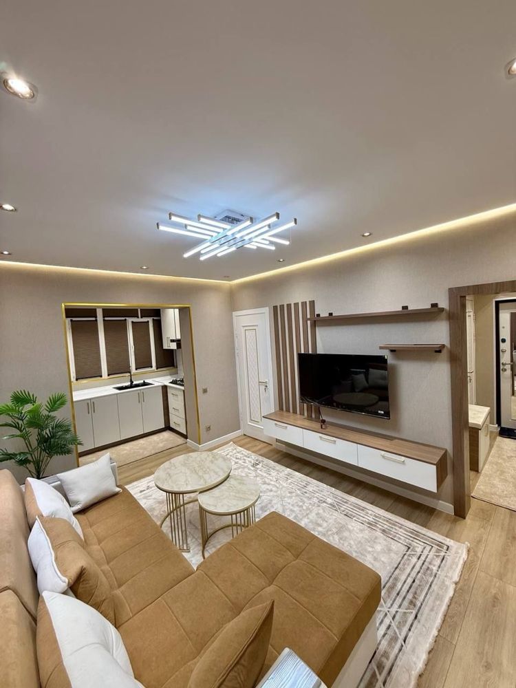 Чиланзар 3 кв 2в3/1/4 Метро Новза. напротив Golden House
