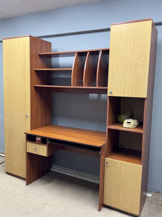 Детская стенка /компьютерный стол