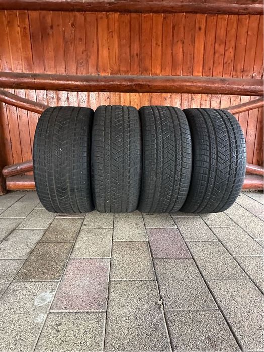 Set Anvelope Iarna Porsche Cayenne R21