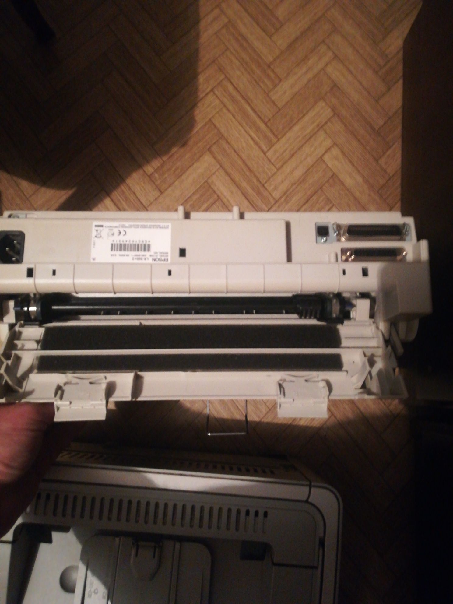 Продавам Принтери -  Epson LX-300-II, и Принтер HP LaserJet P1005