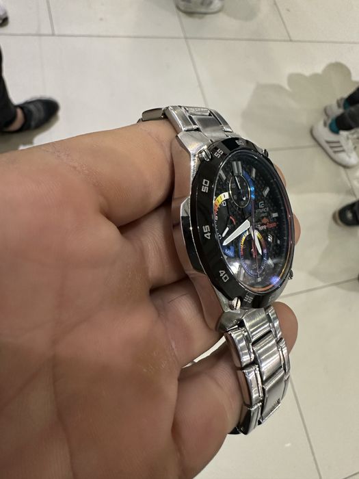 Casio Edifice Red Bull Limited edition efr-557