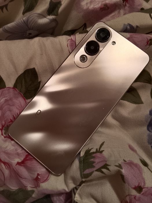 Vivo y04 телефон