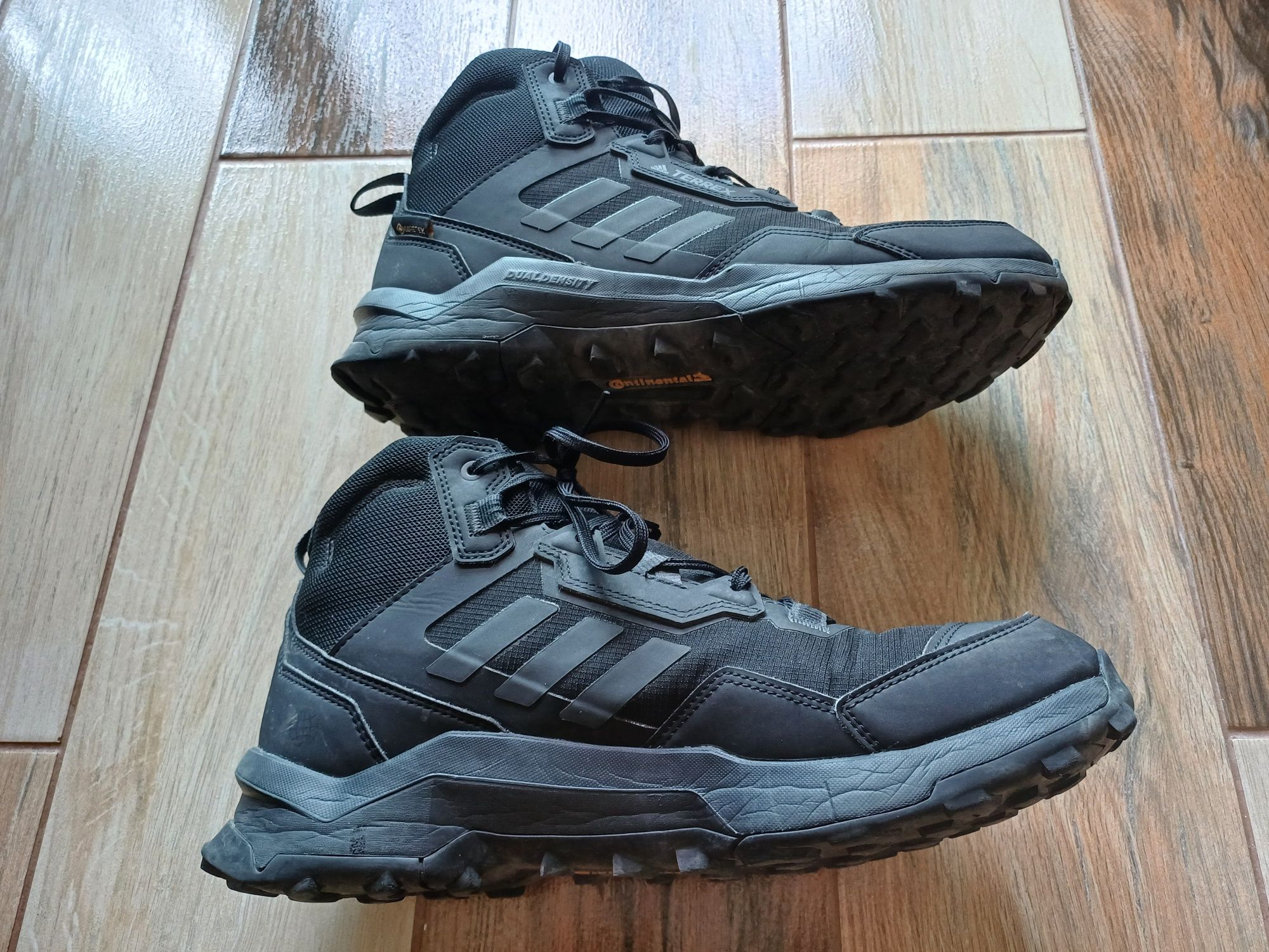 Adidas Terrex Gore-tex 9 и еднавтора 44 номер