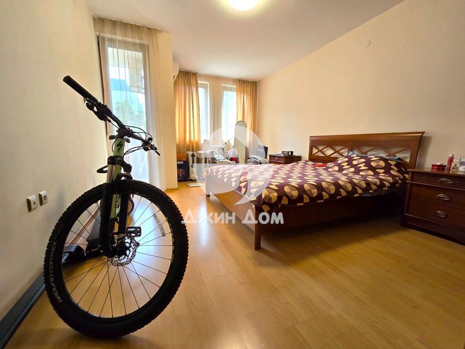 Продава се Двустаен апартамент в Свети Влас - 75 кв.м за 1054 €/кв.м - Снимка #1