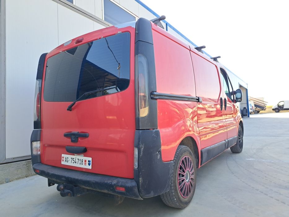 Рено Трафик Renault Trafic 1.9 DCI Opel Vivaro НА ЧАСТИ