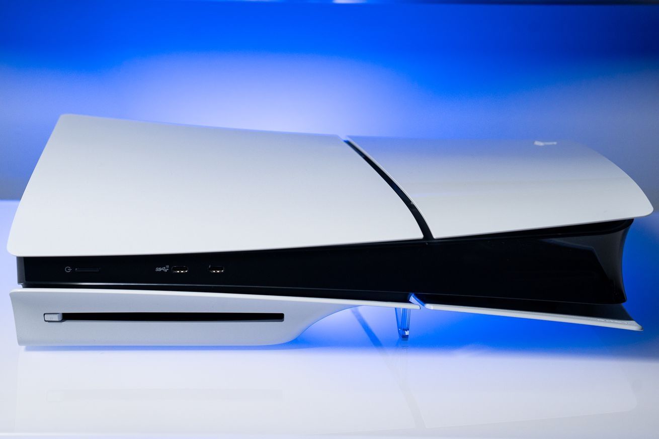 Продам игравой приставка PS5 в идеальном состоянии почти новый