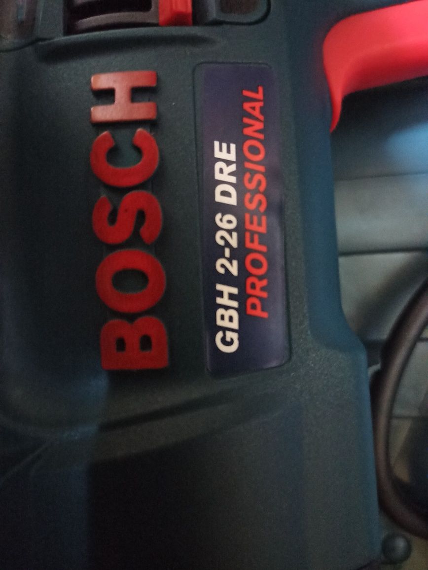 Bosch GBH 2-26 DRE перфоратор