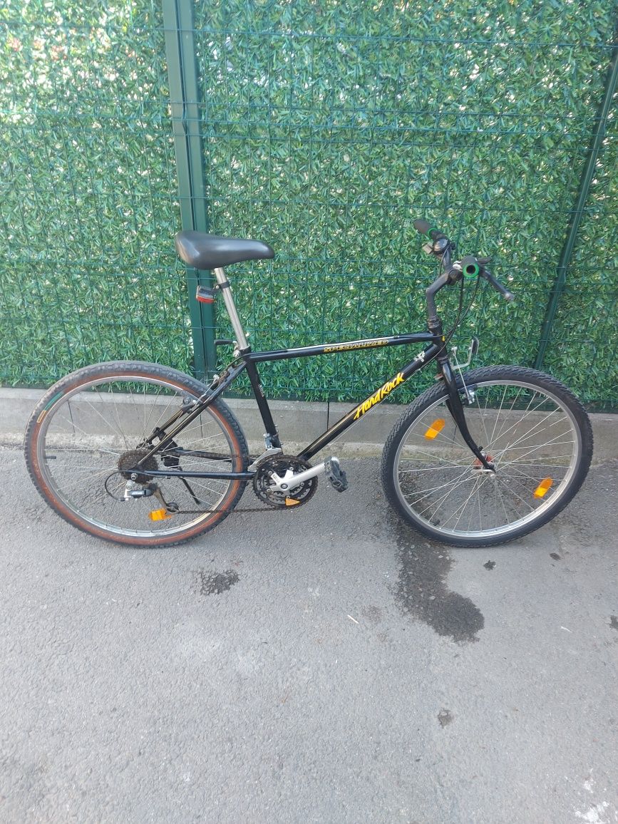 Bicicleta Specialized Hardrock 21 V Shimano, roți 26"