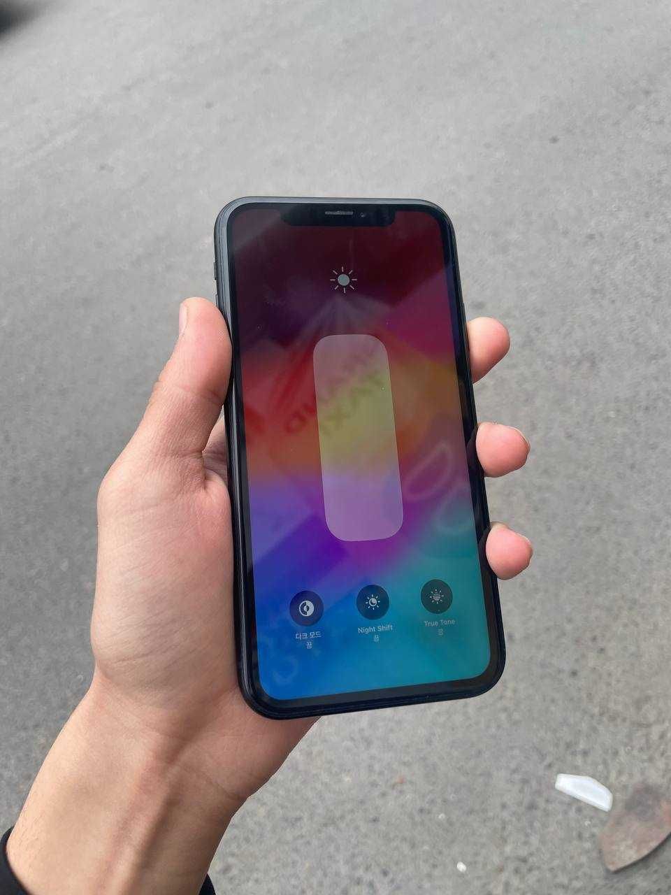 iPhone xr 83yomkst