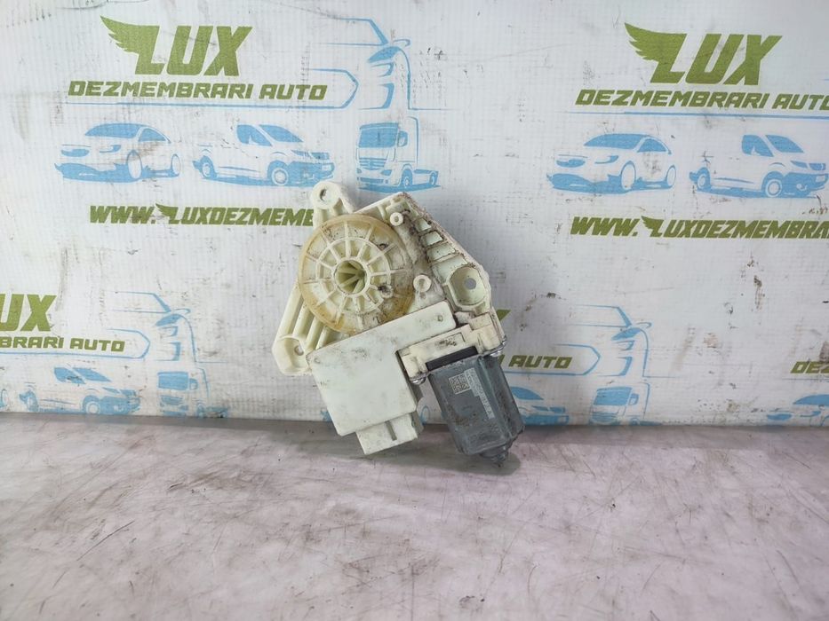 Motoras macara dreapta spate 5q4959812a Volkswagen VW Golf 7 [2012 -